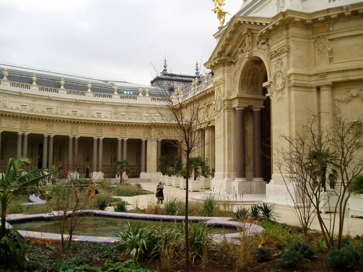 Petit Palais, la cour - Paris 8e Arrondissement