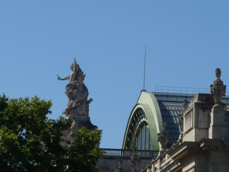 Le Grand Palais - Paris 8e Arrondissement