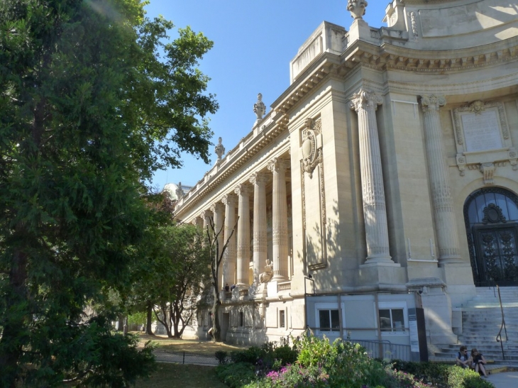 Le Grand Palais - Paris 8e Arrondissement