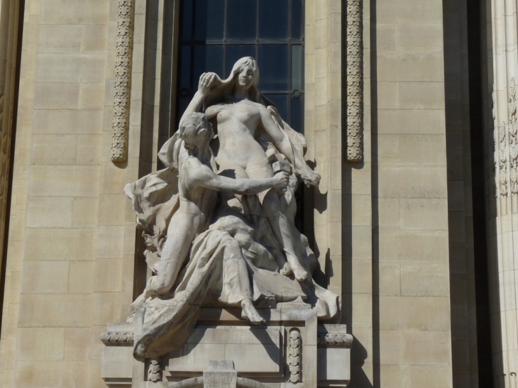 Le Grand Palais - Paris 8e Arrondissement