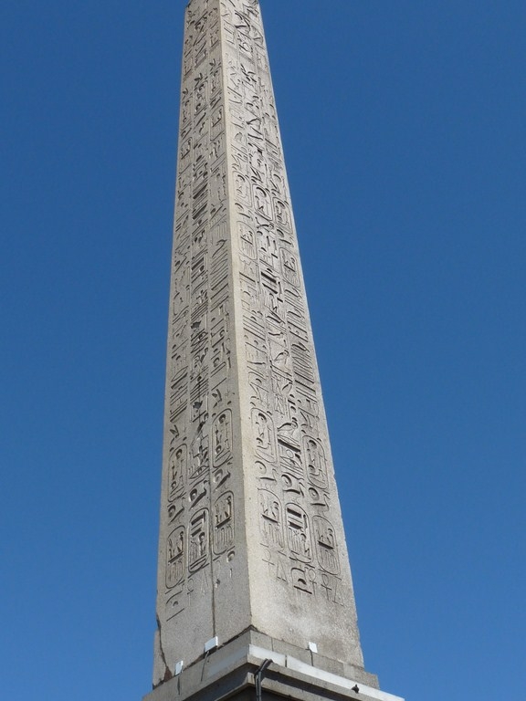 Place de la Concorde - Paris 8e Arrondissement