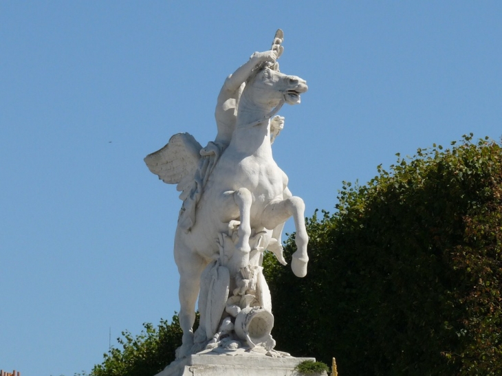 Place de la Concorde - Paris 8e Arrondissement