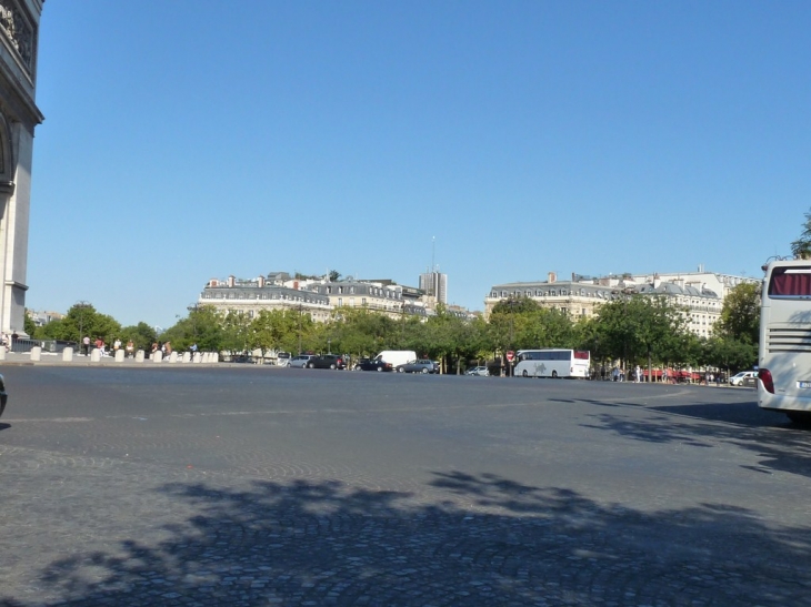 Place de l'Etoile - Paris 8e Arrondissement