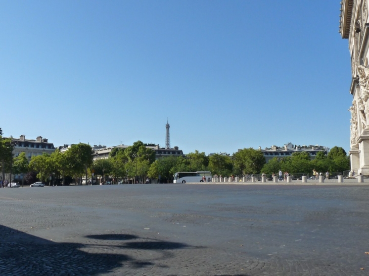 Place de l'Etoile - Paris 8e Arrondissement