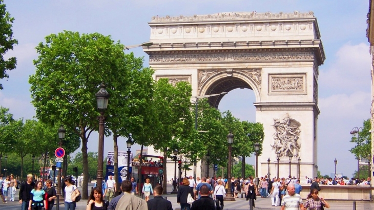 ARC DE TRIOMPHE - Paris