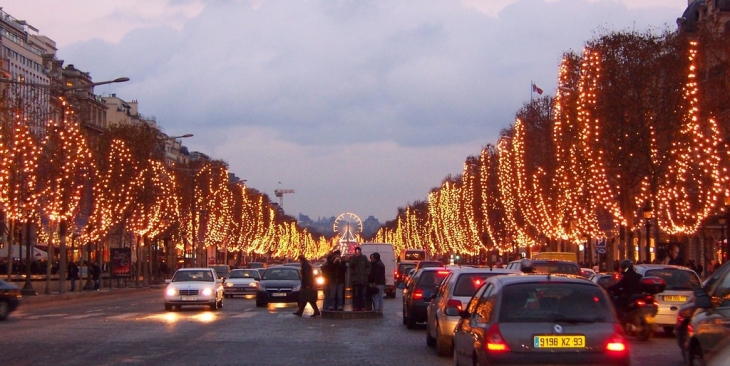 CHAMPS ELYSEES - Paris