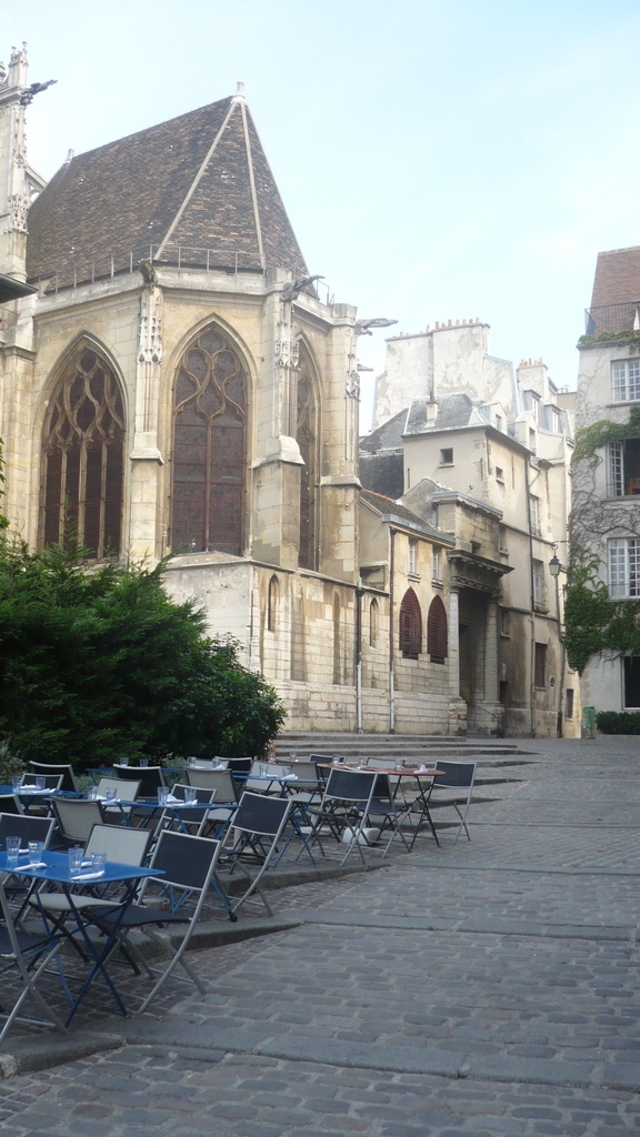 Marais  street - Paris