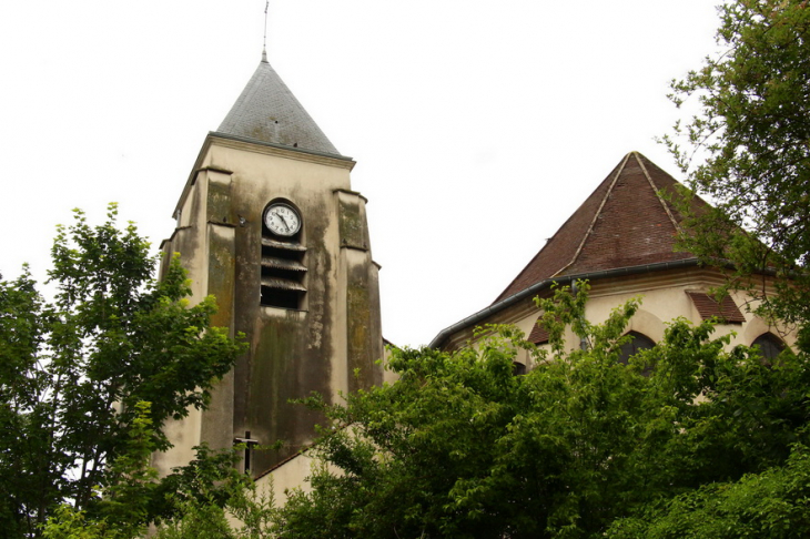 église et cimetière   -  www.baladesenfrance.info - Chelles