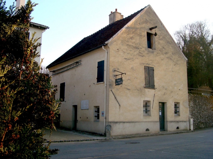 La maison de Louis Braille, l'inventeur de l'écriture pour aveugles - Coupvray