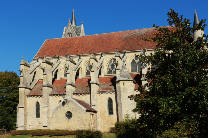 Www.baladesenfrance.info de Guy Peinturier - Crécy-la-Chapelle