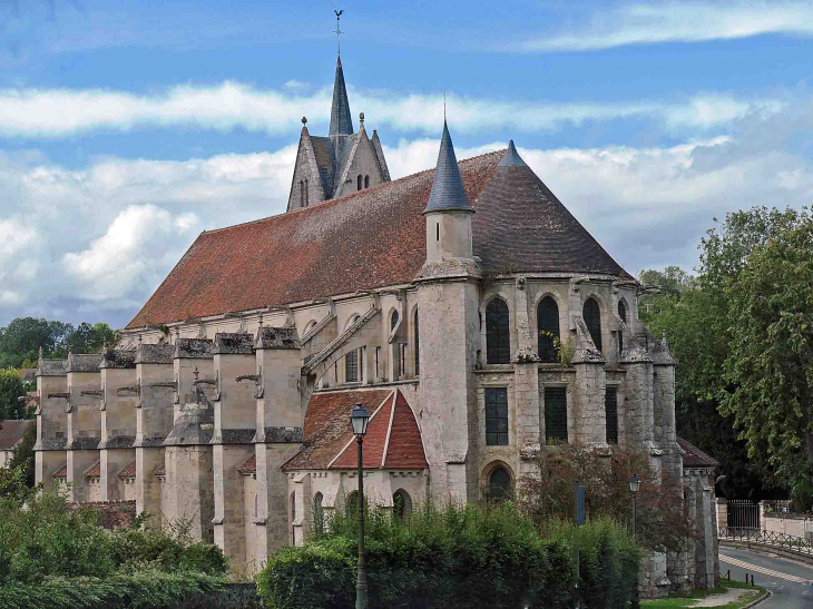 La collégiale Notre Dame - Crécy-la-Chapelle