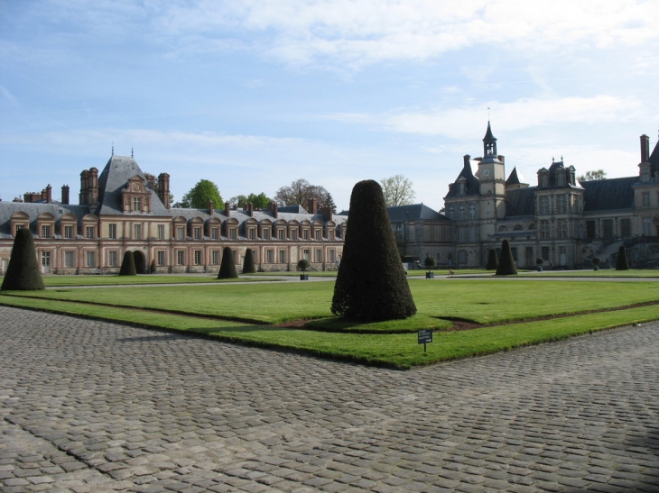 Fontainebleau, Château