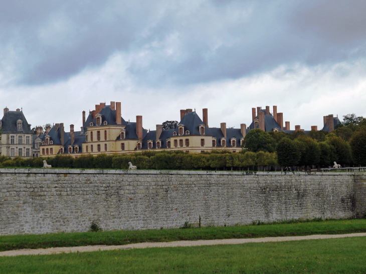 Vue sur le château et le parc - Fontainebleau