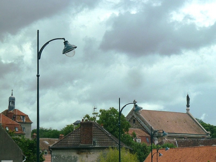 Vue sur les toits - Juilly