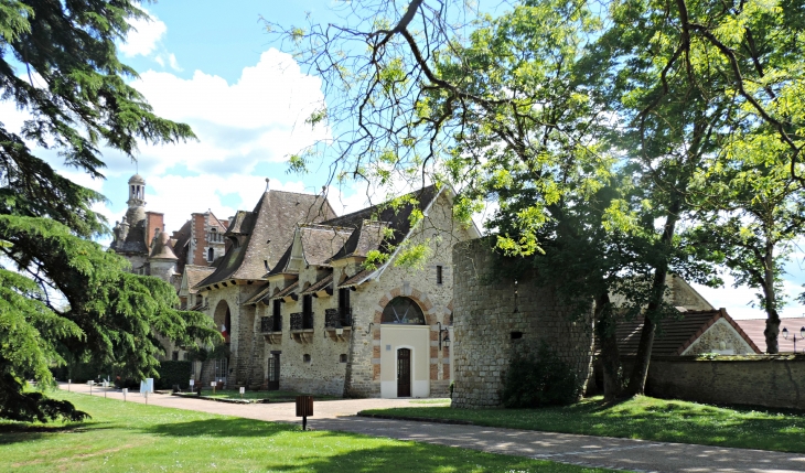  - Le Châtelet-en-Brie