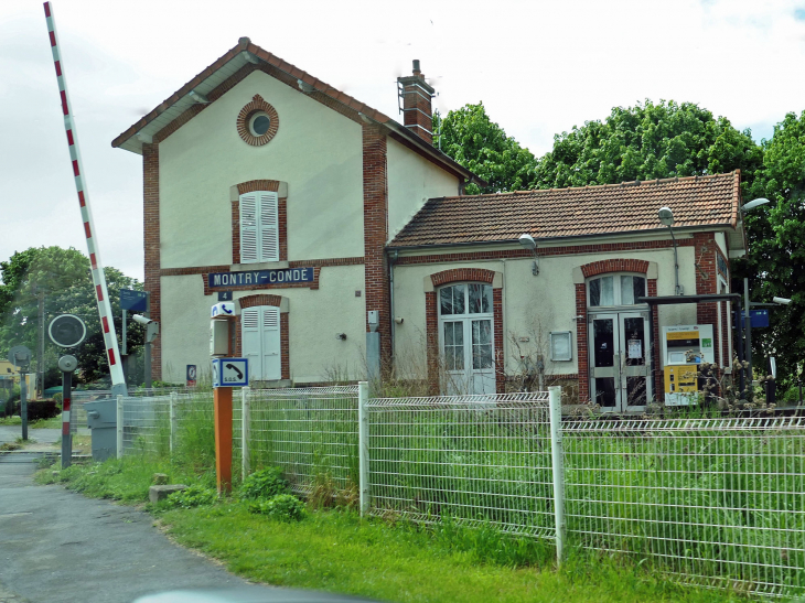 La gare - Montry