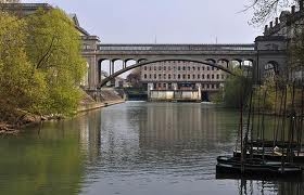 L'usine Menier, actuelle siège de Nestlé - Noisiel