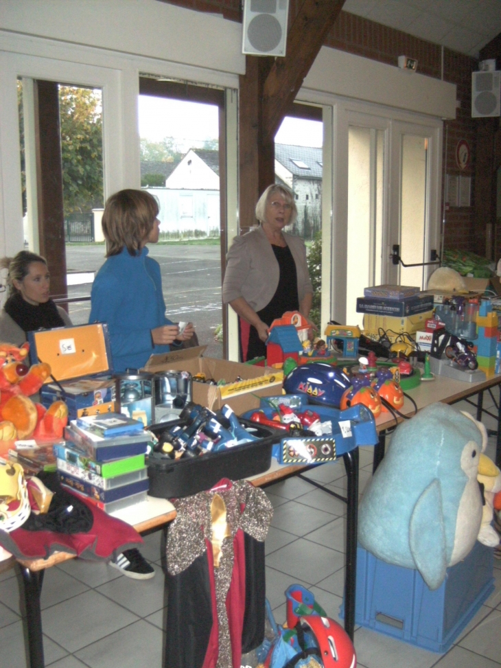 Bourse aux jouets organiser par les petits diablotins - Noisy-Rudignon