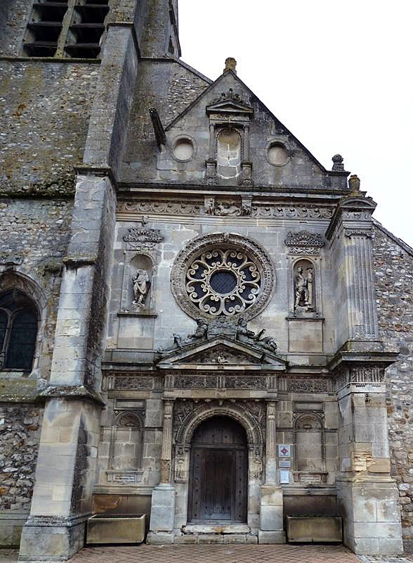 L'entrée de l'église - Othis