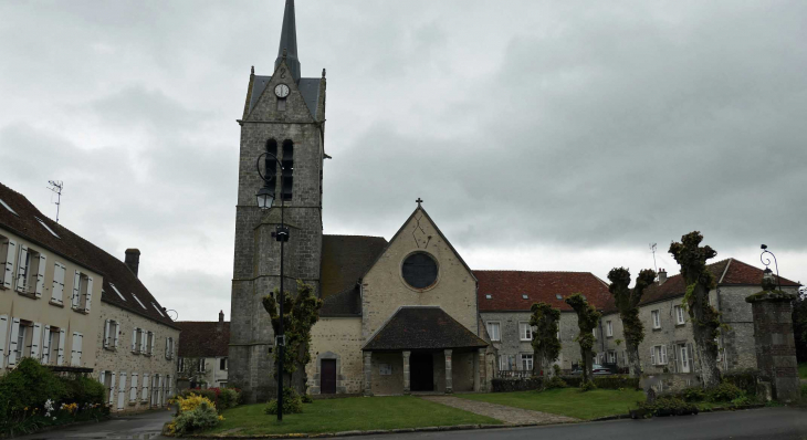 Le centre du village - Pécy