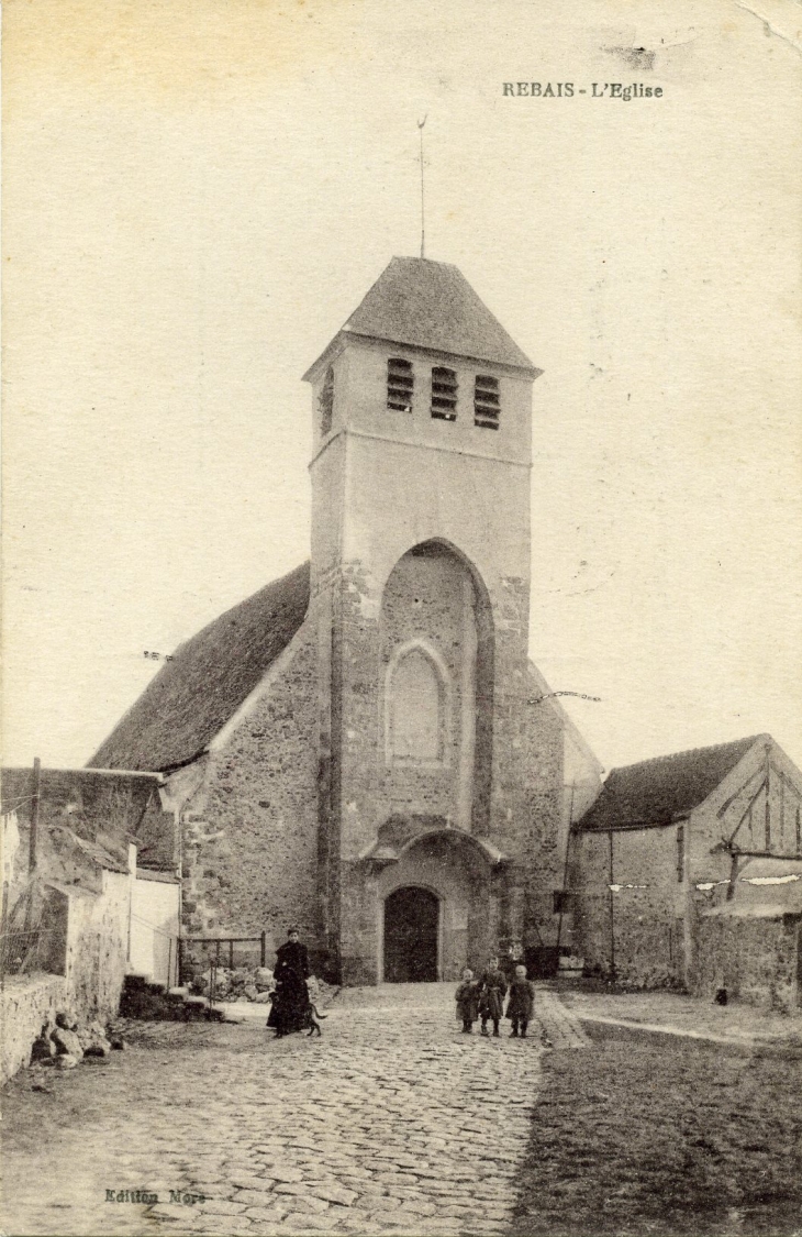L'église (carte postale de 1910) - Rebais