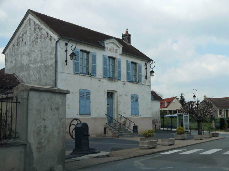 La mairie - Saint-Germain-sous-Doue