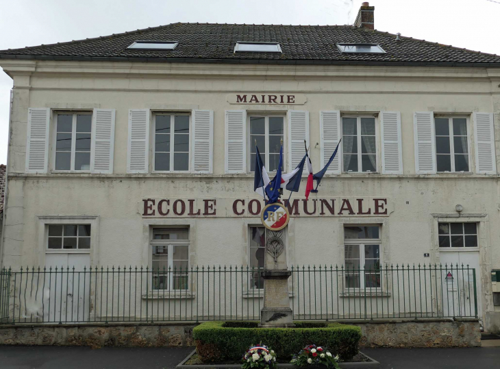 La mairie - Signy-Signets