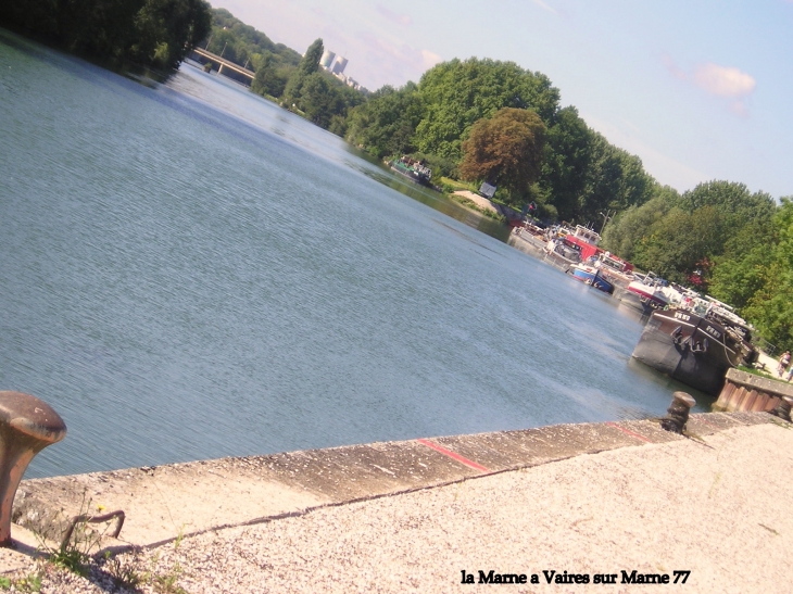 Le-canal et la Marne - Vaires-sur-Marne