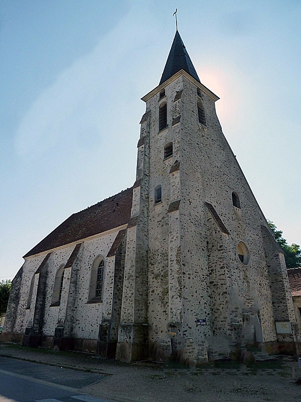 L'église - Villeneuve-Saint-Denis