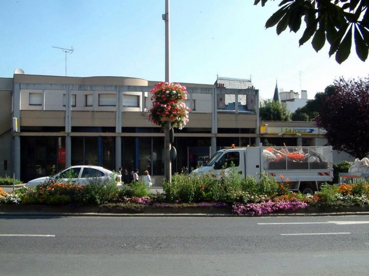 La nouvelle Poste de Villemomble Grande Rue n° 2