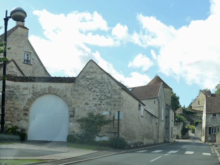 Dans le village - Ableiges