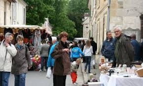  - Asnières-sur-Oise