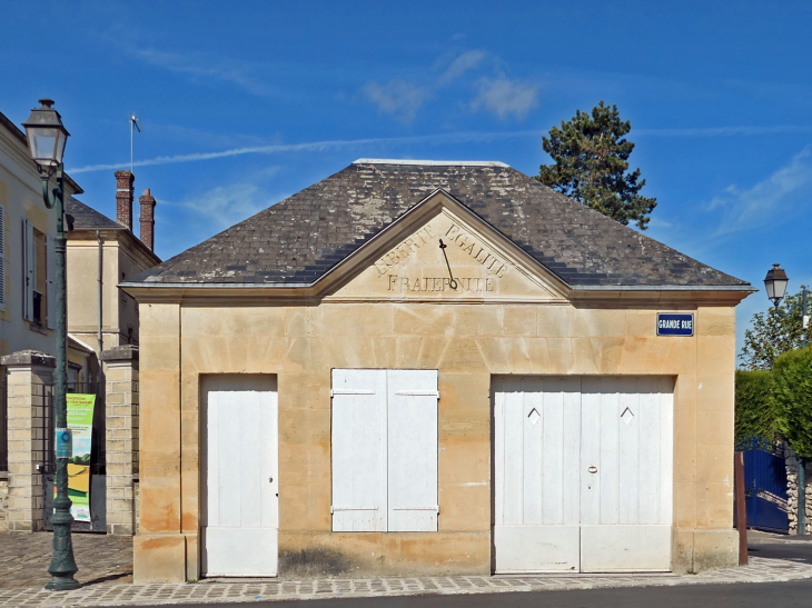 La mairie - Avernes