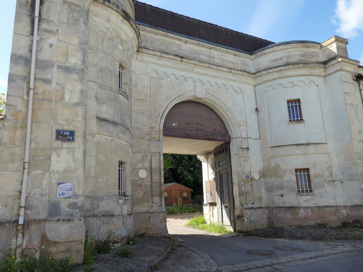 L'ancien orphelinat des chemins de fer - Avernes