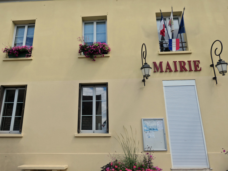 La mairie - Bruyères-sur-Oise