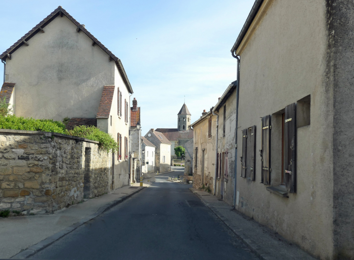 Dans le village - Condécourt