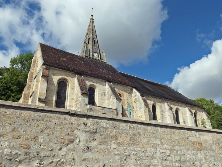 L'église - Courcelles-sur-Viosne