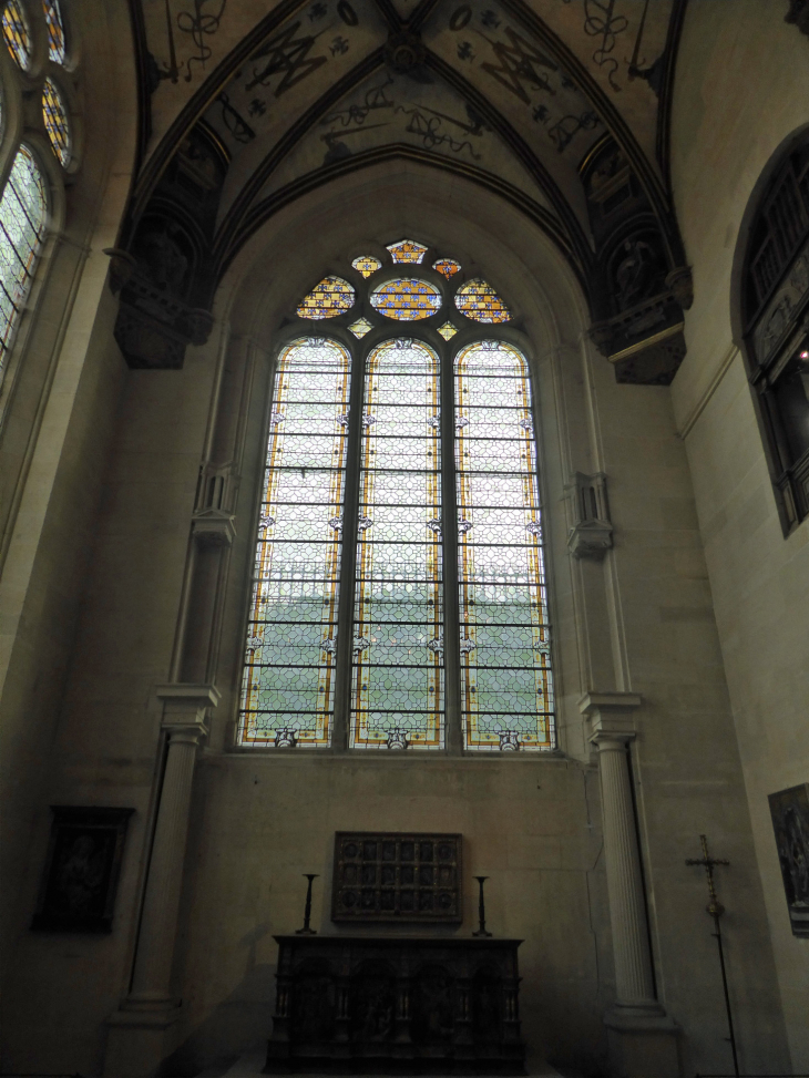 L'intérieur du château: la chapelle - Écouen