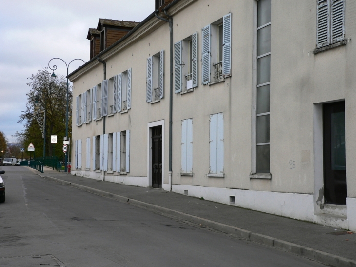 Demeure bourgeoise ancienne, rue Duvivier - Garges-lès-Gonesse