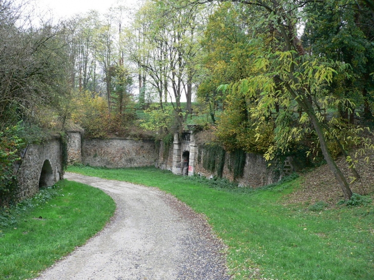 Vestiges du fort de Stains - Garges-lès-Gonesse