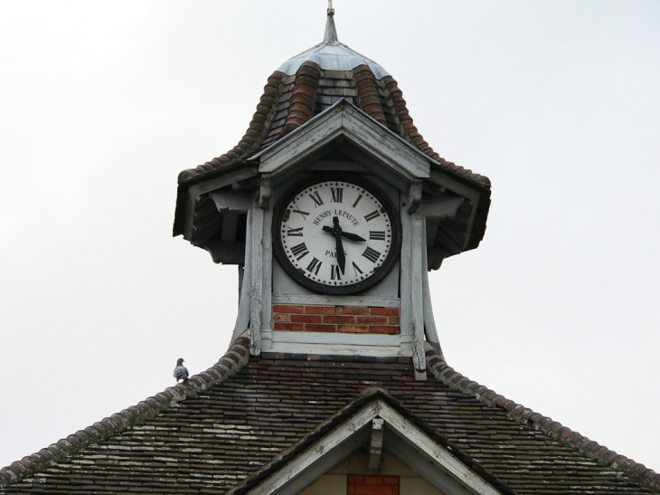 Horloge de l'ancienne mairie - Garges-lès-Gonesse