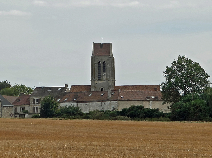 Vue sur l'église - Hérouville