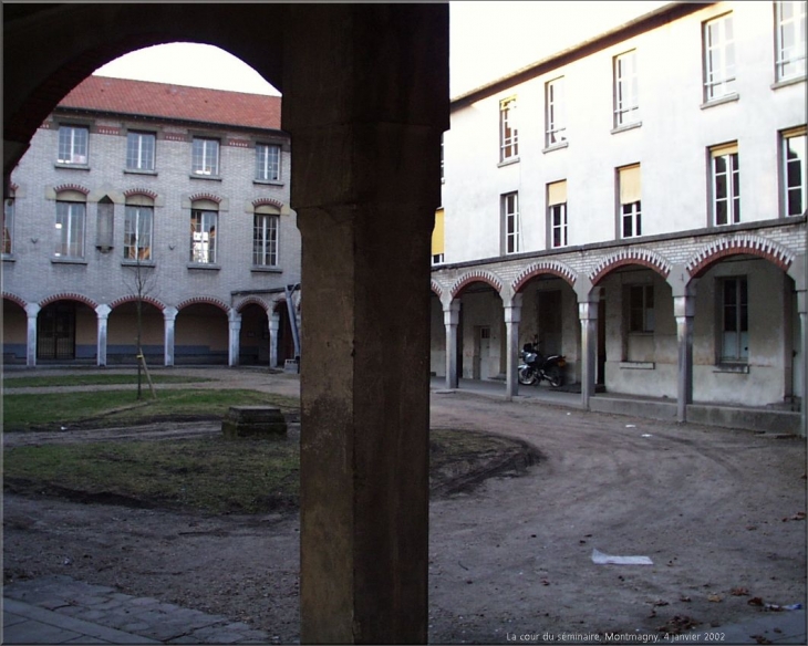 La cour du seminaire - Montmagny