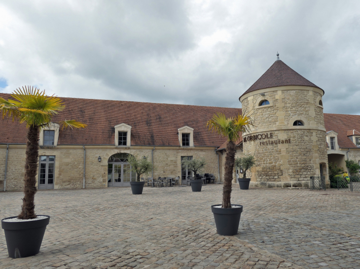 Le colombier du château - Neuville-sur-Oise