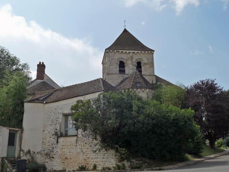 L'église - Fontenay-Saint-Père