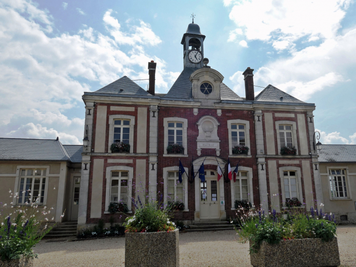 La mairie - Fontenay-Saint-Père