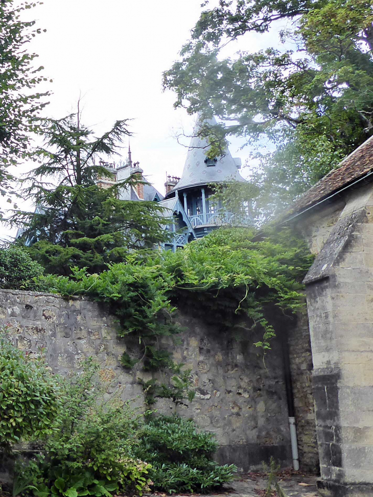 Vue sur la villa Collin - Fourqueux