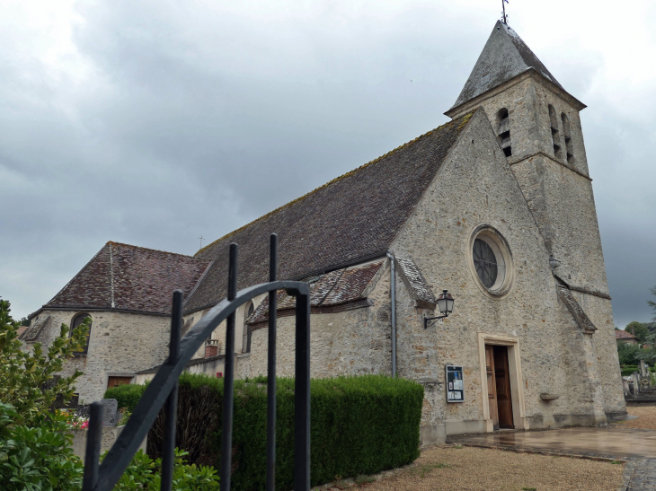 L'église - Les Mesnuls