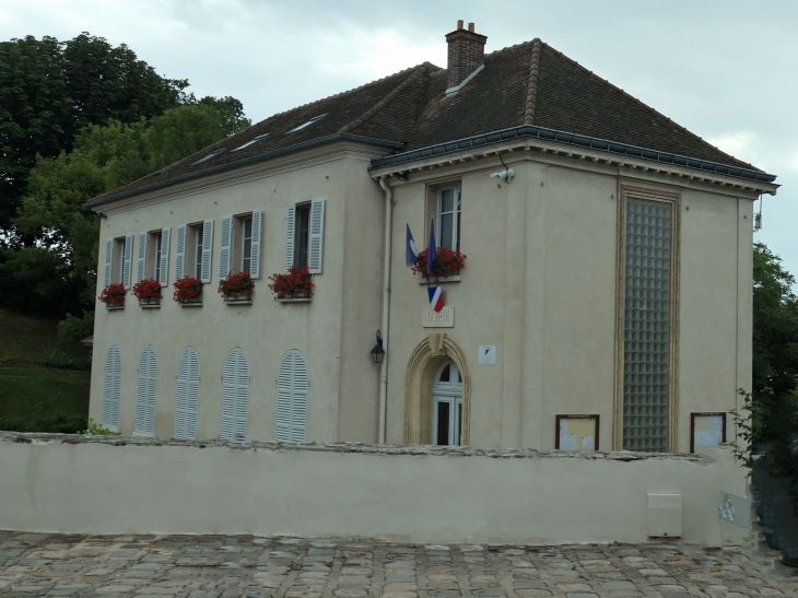 La mairie - Neauphle-le-Château