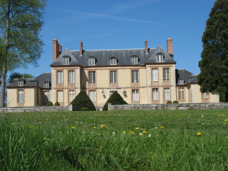 Plaisir, le Château